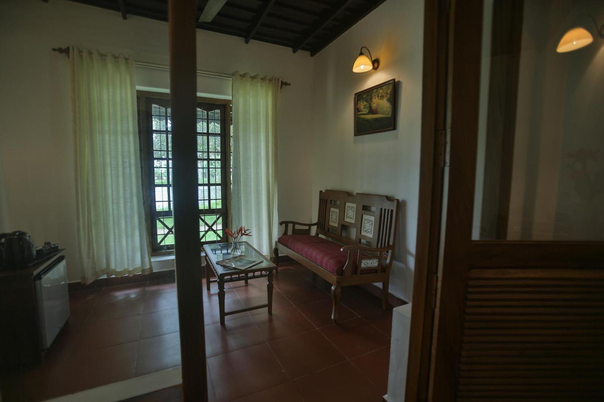 Palmgrove Lake Resort Alappuzha Exterior foto